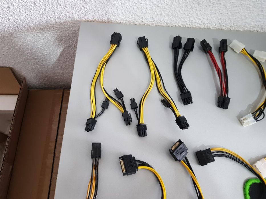 cabluri pc / adaptoare pci-ex/video / cabluri modulare surse