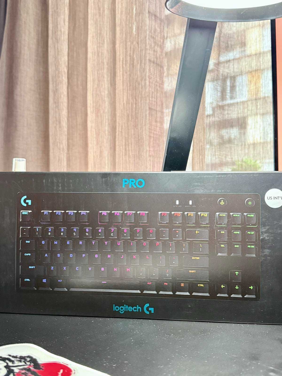 Механична клавиатура Logitech - G PRO