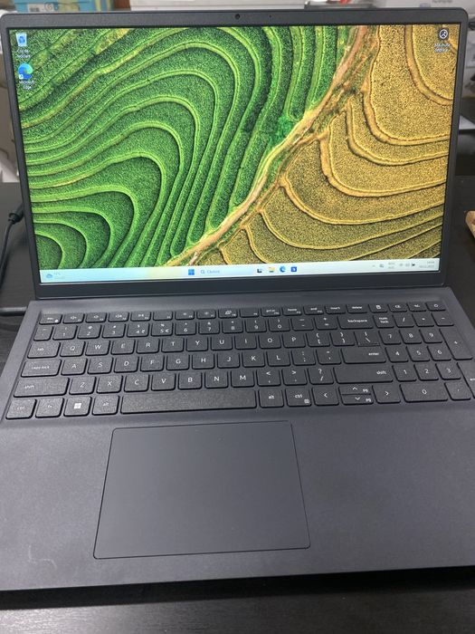 DELL Vostro 3520 Intel i7-1255U, 8GB ram, 512 GB HDD, #48277