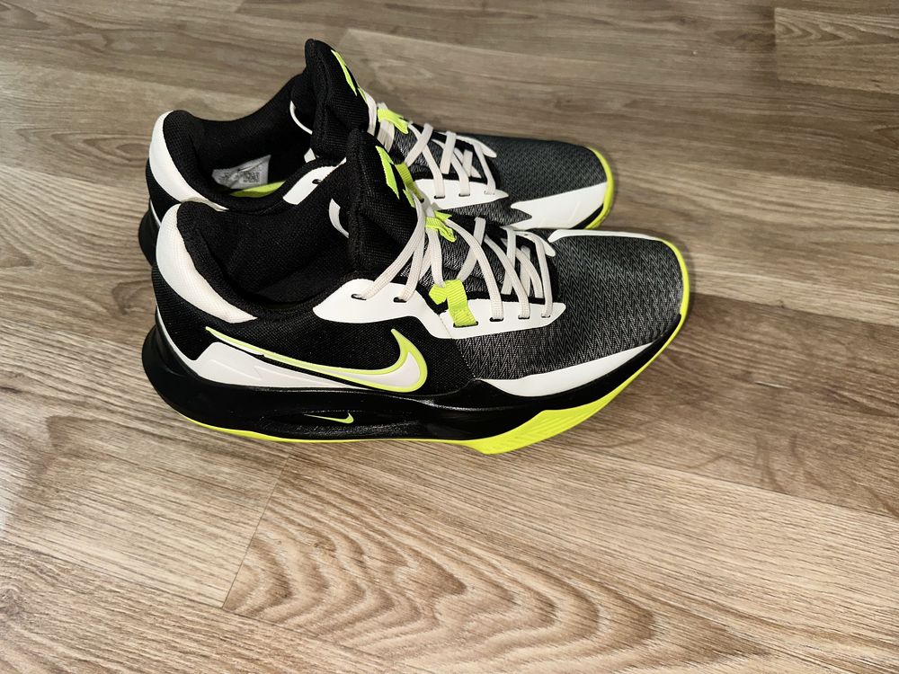 Nike Precision 6