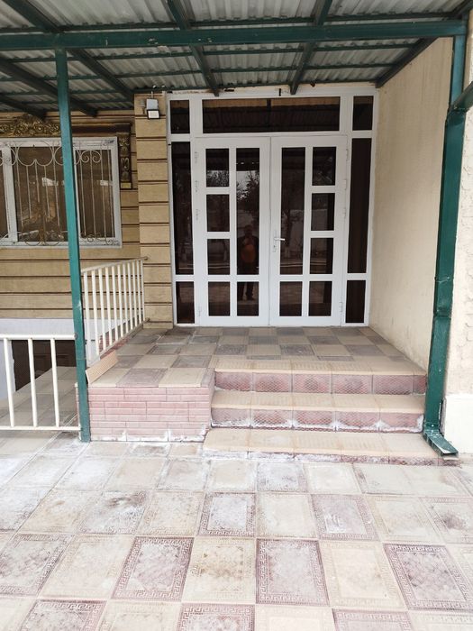 1 кават 2-хонали сотилади. Бухоро шахарда