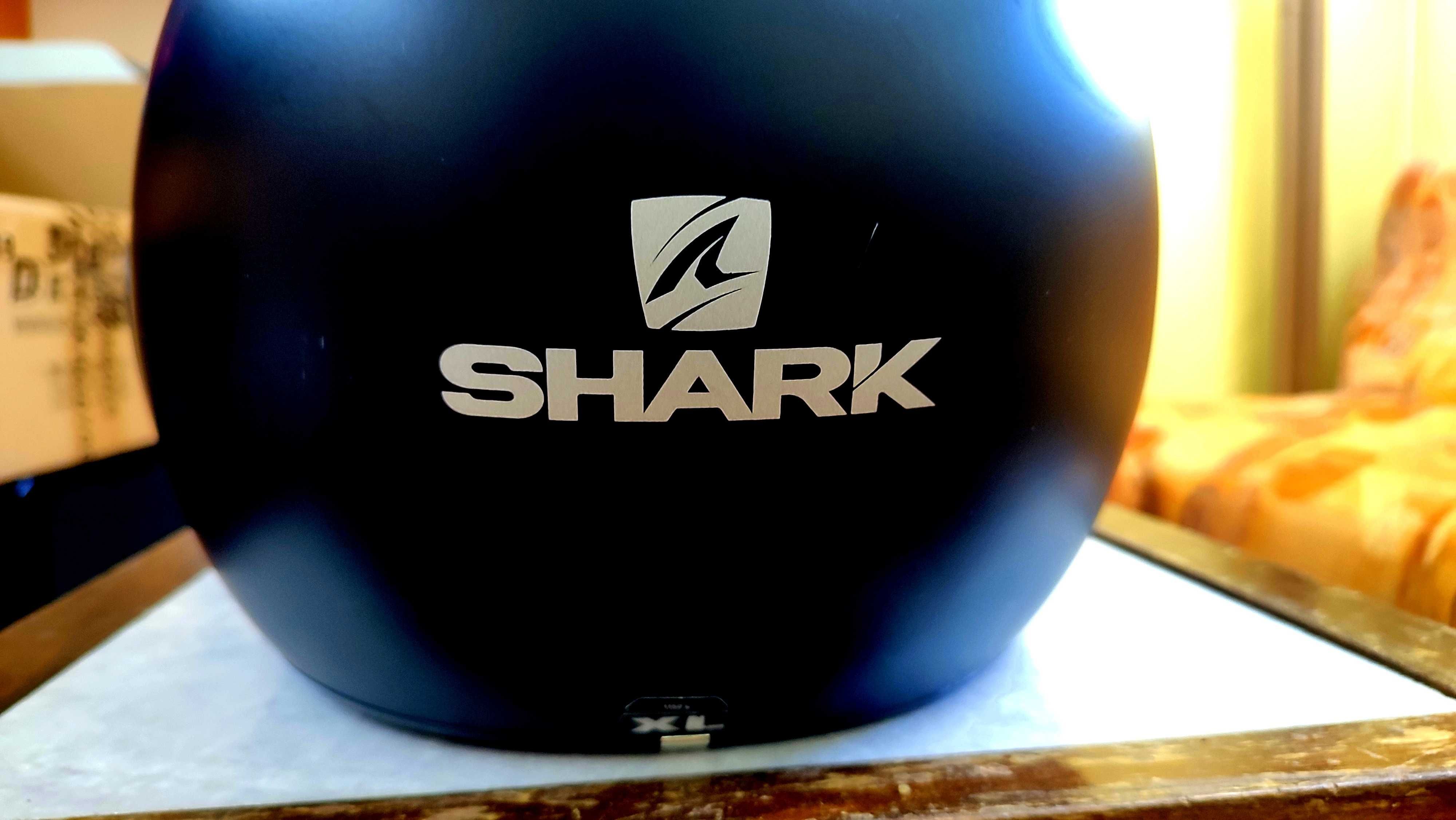 Каска SHARK STREET- drak blank  black mat