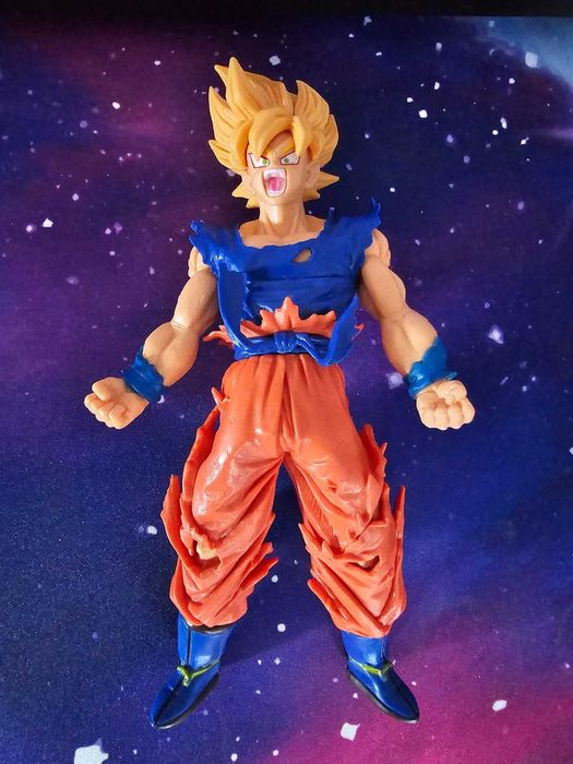 Figurina Goku Dragon Ball Z Super Saiyan 18 cm