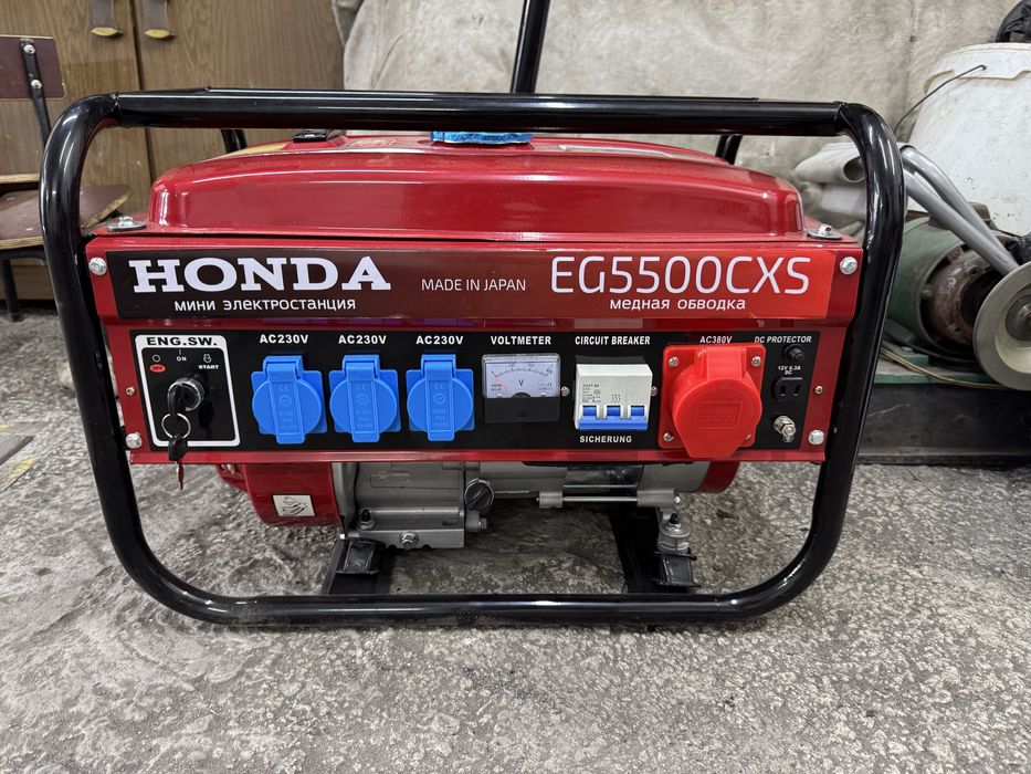 Бензогенератор hondaeg5500cxs