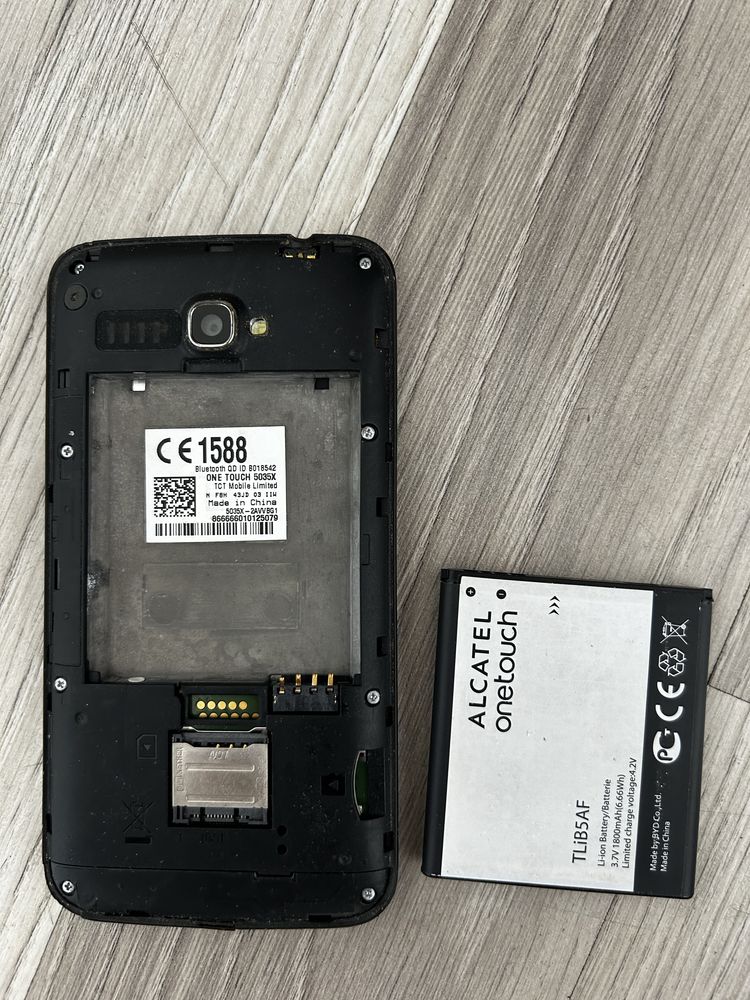 Телефони за части и карти памет Micro SD