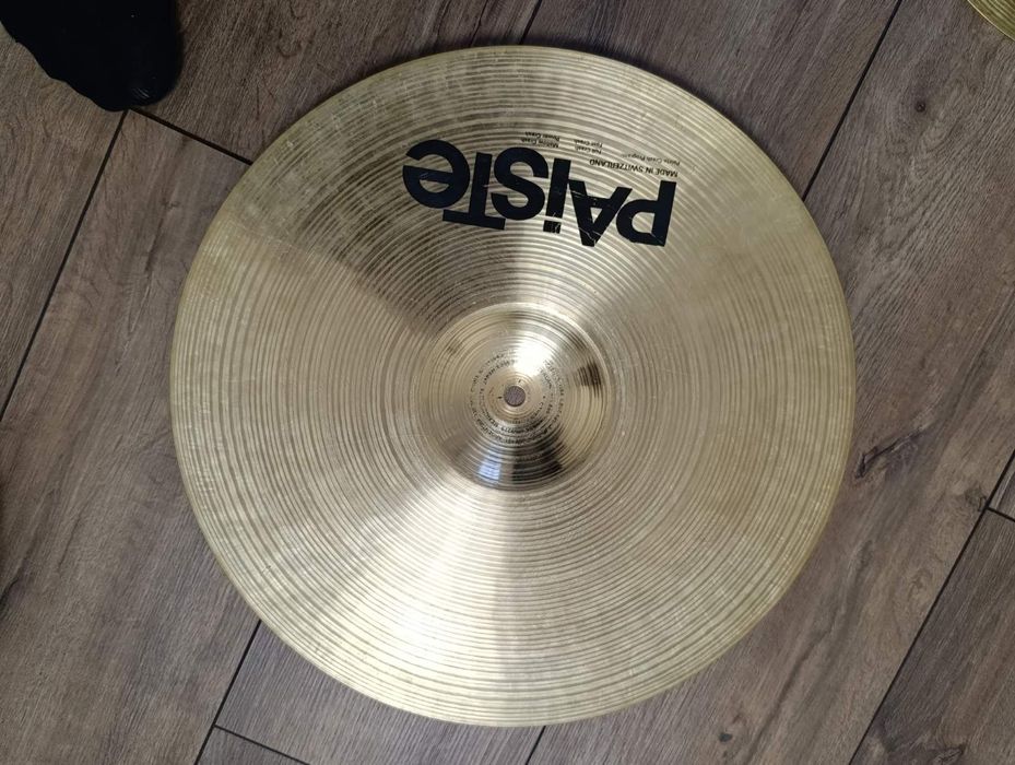 Продавам Швейцарски чинели Paiste!