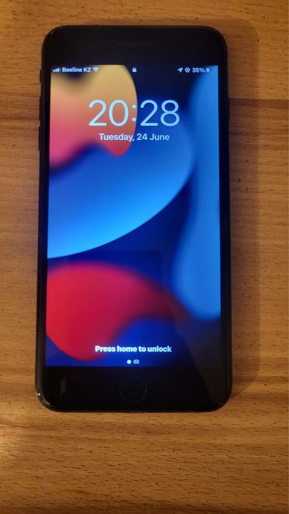 Продам Iphone 7 Plus