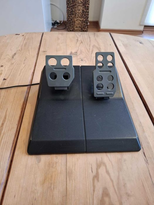 Волан с Педали Logitech Formula Force EX