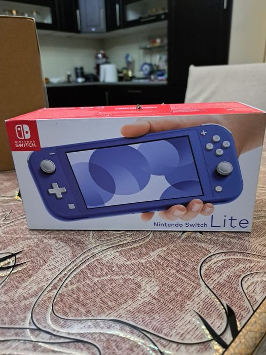 Nintendo Switch Lite blue