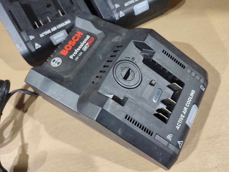 BOSCH GAL18V-160C charger incarcator sursa baterie acumulator14.4V 18V