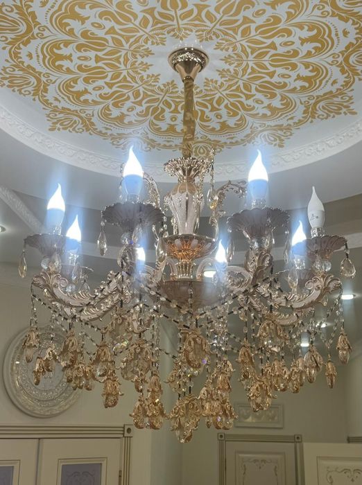 Люстра сатылады золотистый