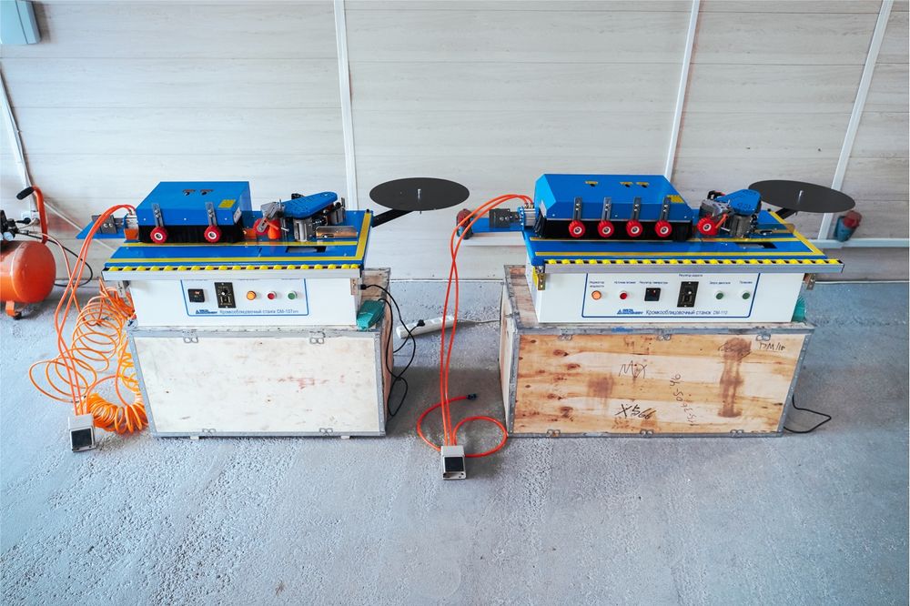 Кромкооблицовочный станок со снятием свесов и торцовкой DM-110