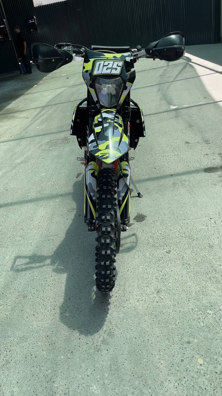 Enduro Zumav K9 300cc