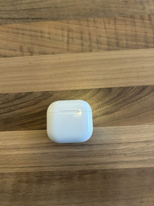 Airpods 4 in ear,bluetooth,true wireless