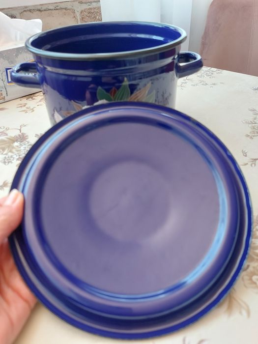 Тенджера емайлирана.