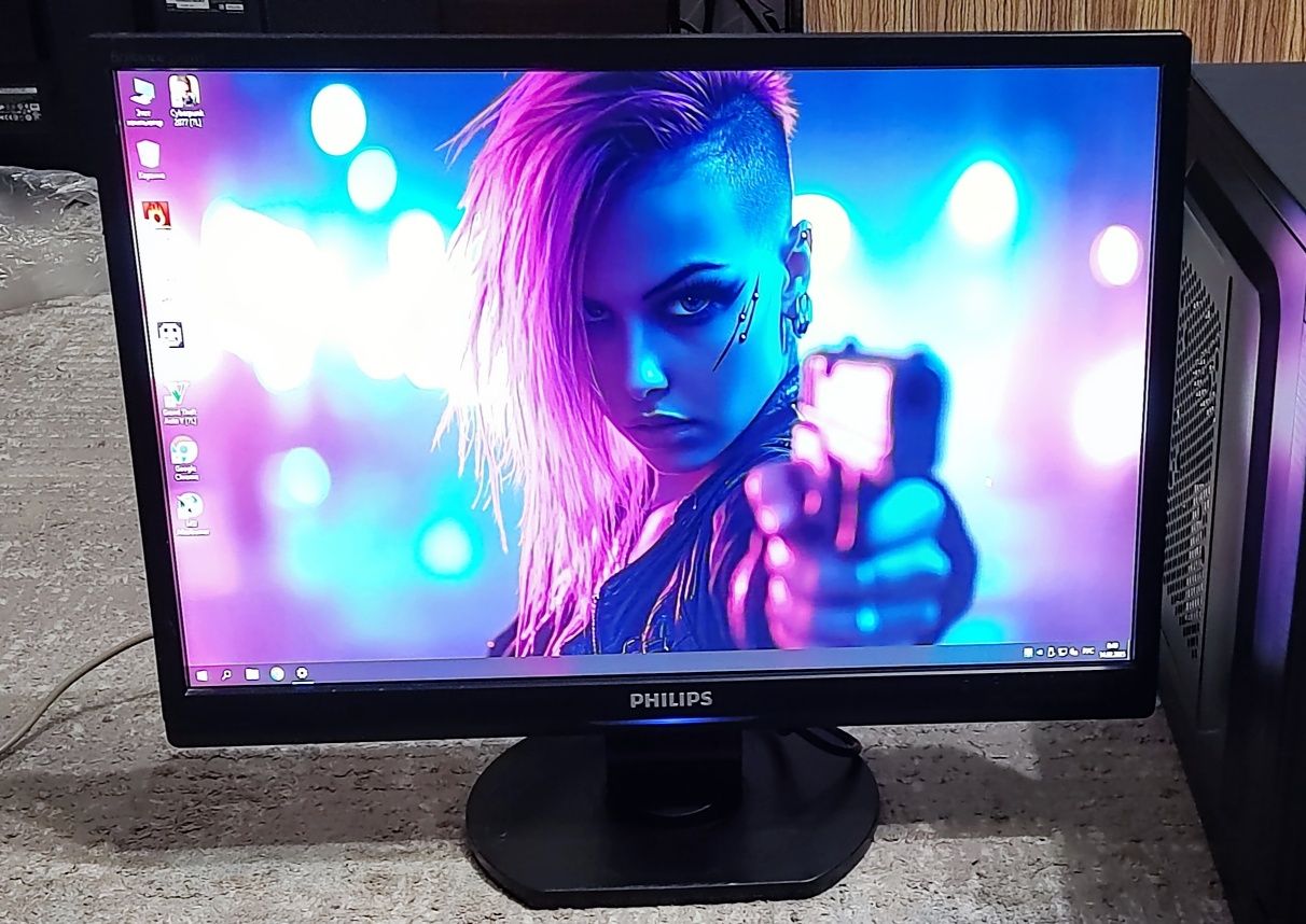 Монитор LCD Philips 22
