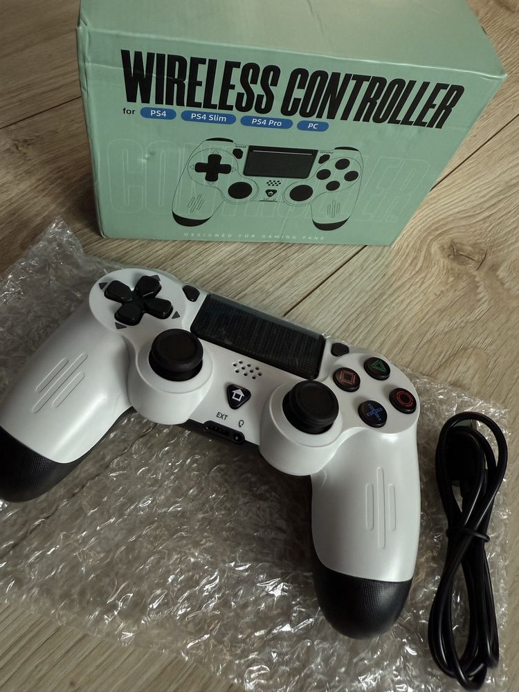 НОВ контролер/джойстик за PS4
