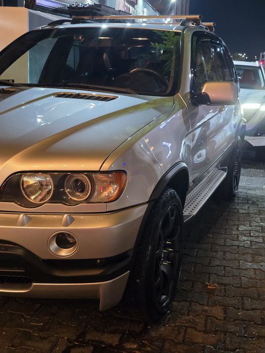 Бмв е53 х5 в отличном состоянии