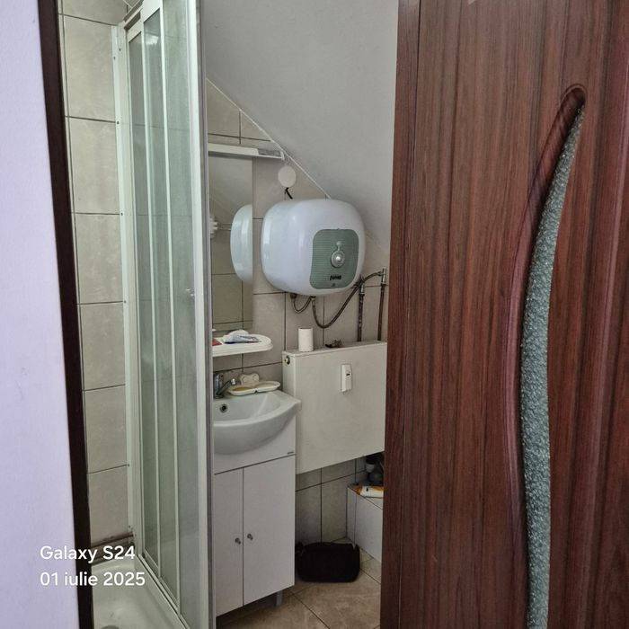 Garaj locuibil cu mansardă + boxă/subsol – 25 mp – Hârlău, ultracentra