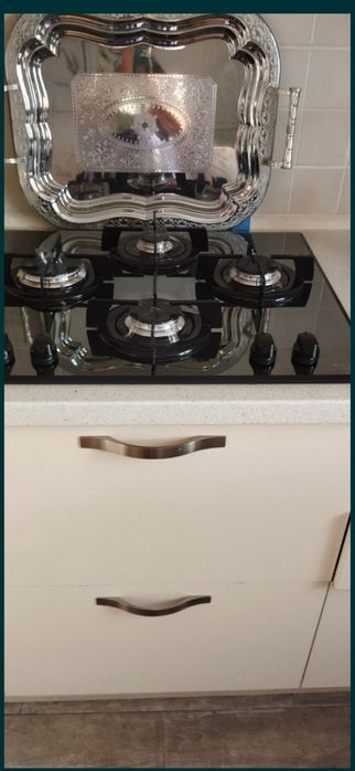 Газовая поверхность  Hotpoint Ariston