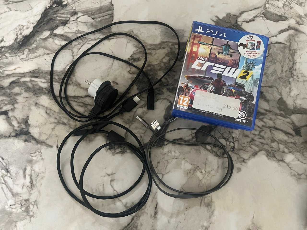 Ps4 500gb продается,  2 джойстика, + 7 игры на дисках