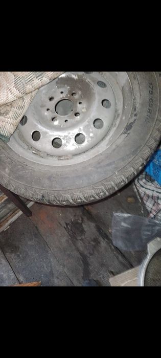 Продам зимние колеса
