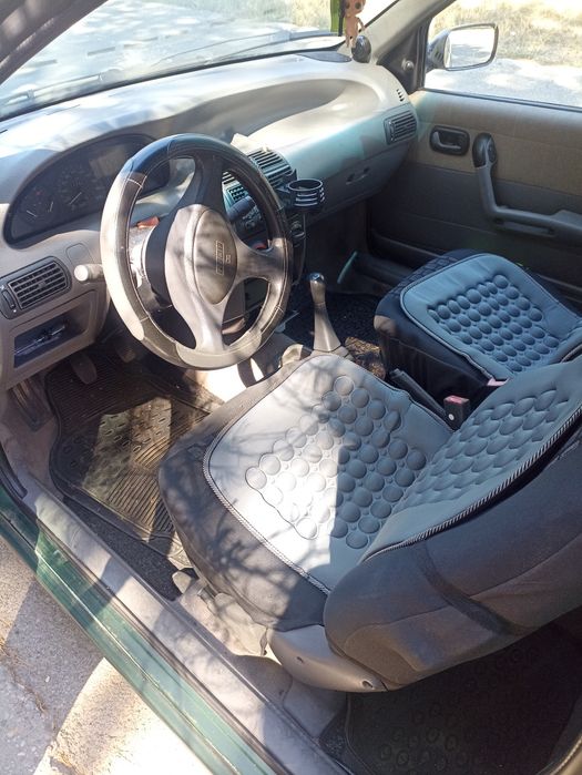 Фиат пунто 176 1.1/55 hp, бензин  95 г2017800 км  1100 лв