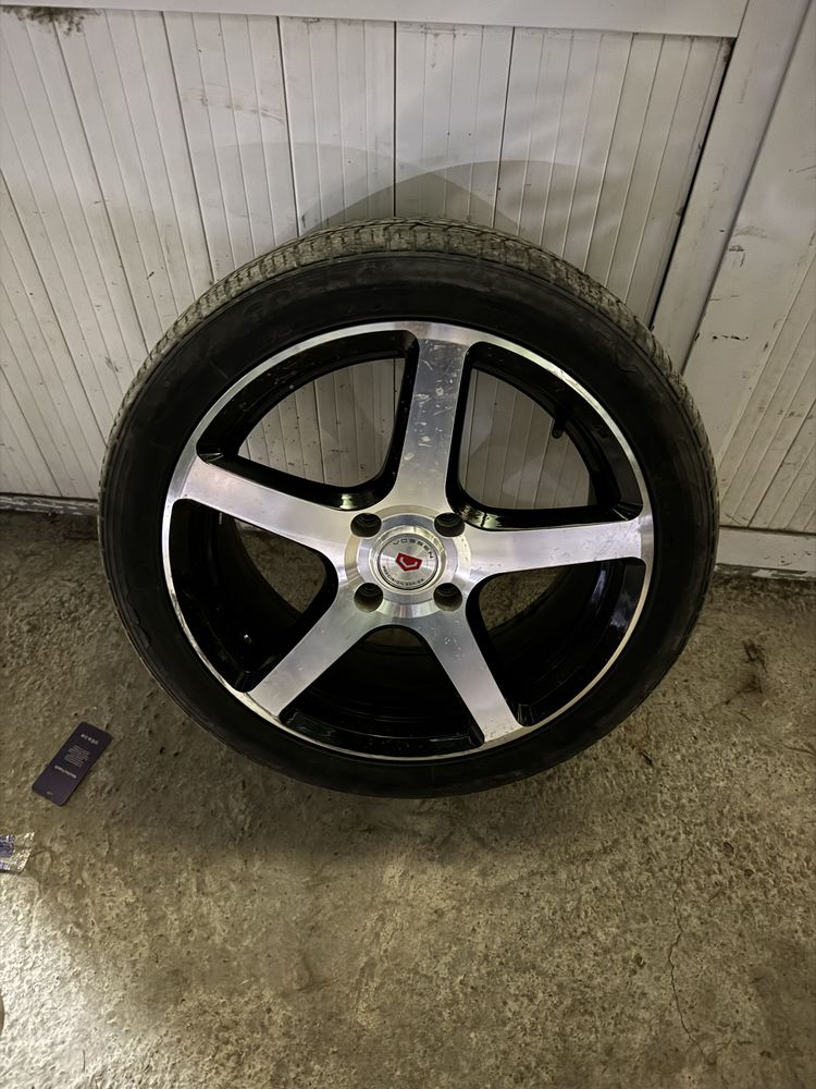 Vossen diska balon sotiladi