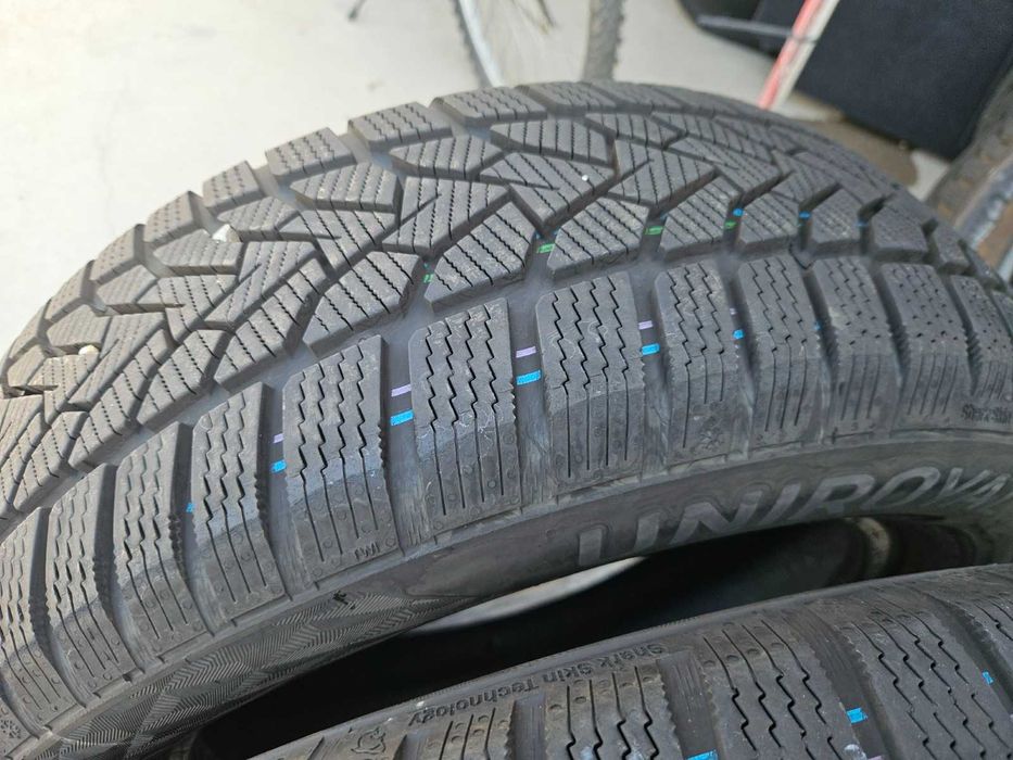 4бр. 205/60 R16 зимни UNIROYAL 8мм