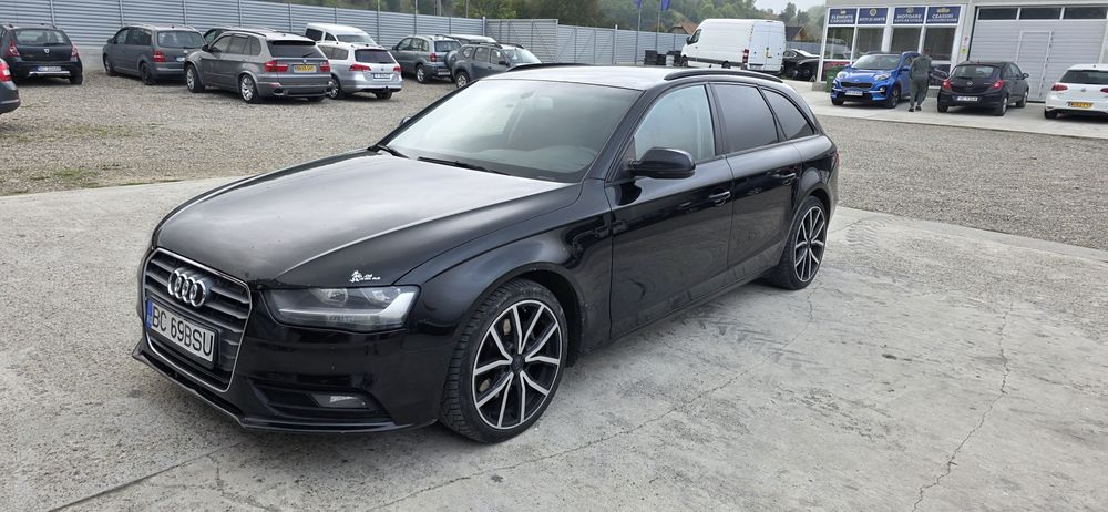 Audi a4 an 2012 motor 2.0 tdi manual .VARIANTE