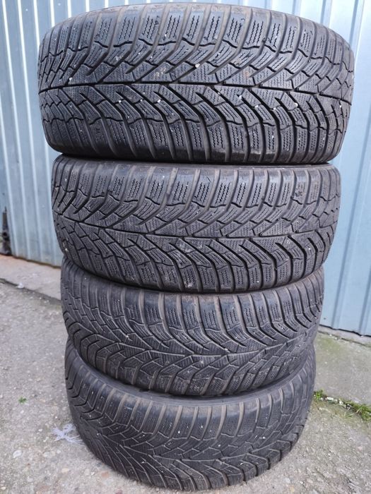 Anvelope 215 55 r17 iarna kumho