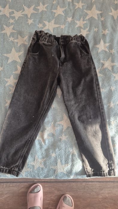 3 чифта дънки и 1 спортен панталон