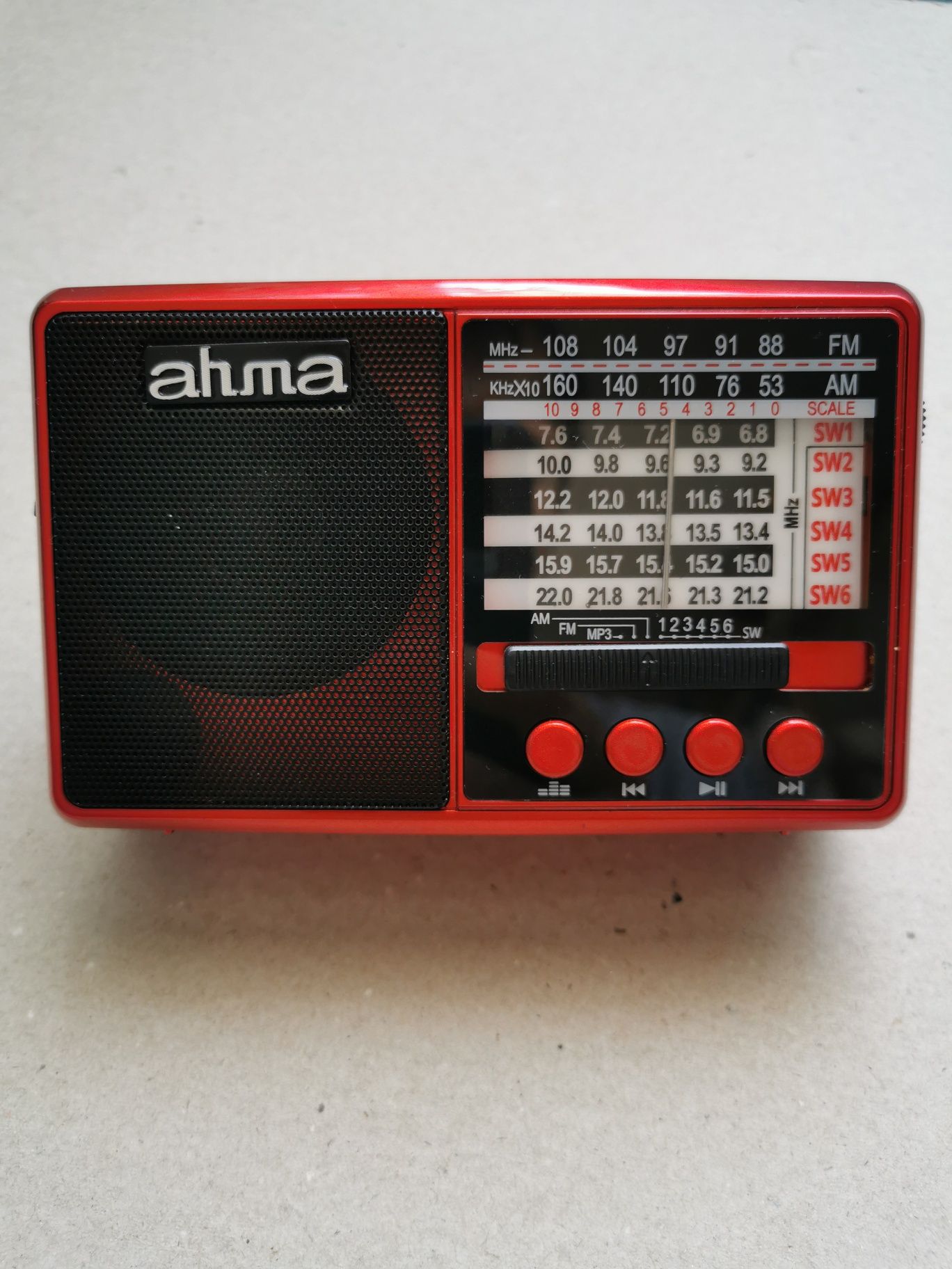 Radio portabil Ahma