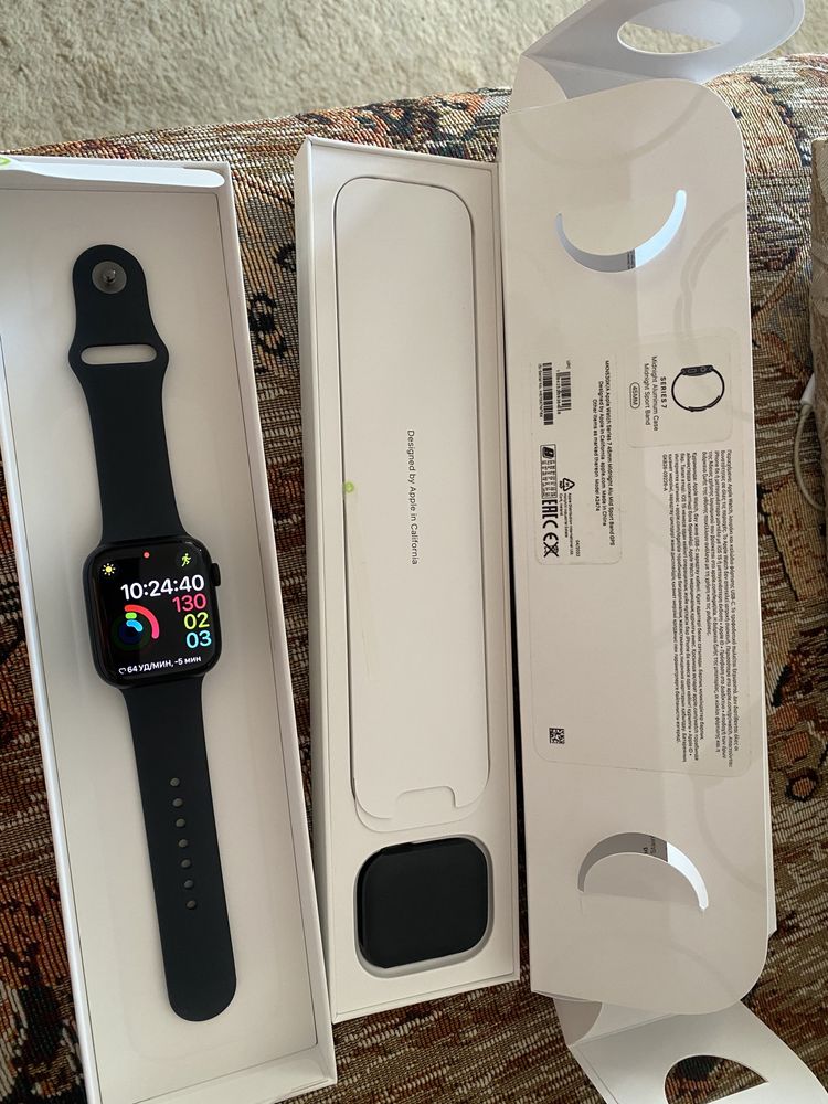 Apple Watch 7 45 мм часы