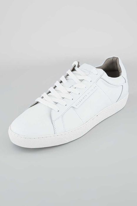 Продавам кожени спортни обувки AllSaints №43