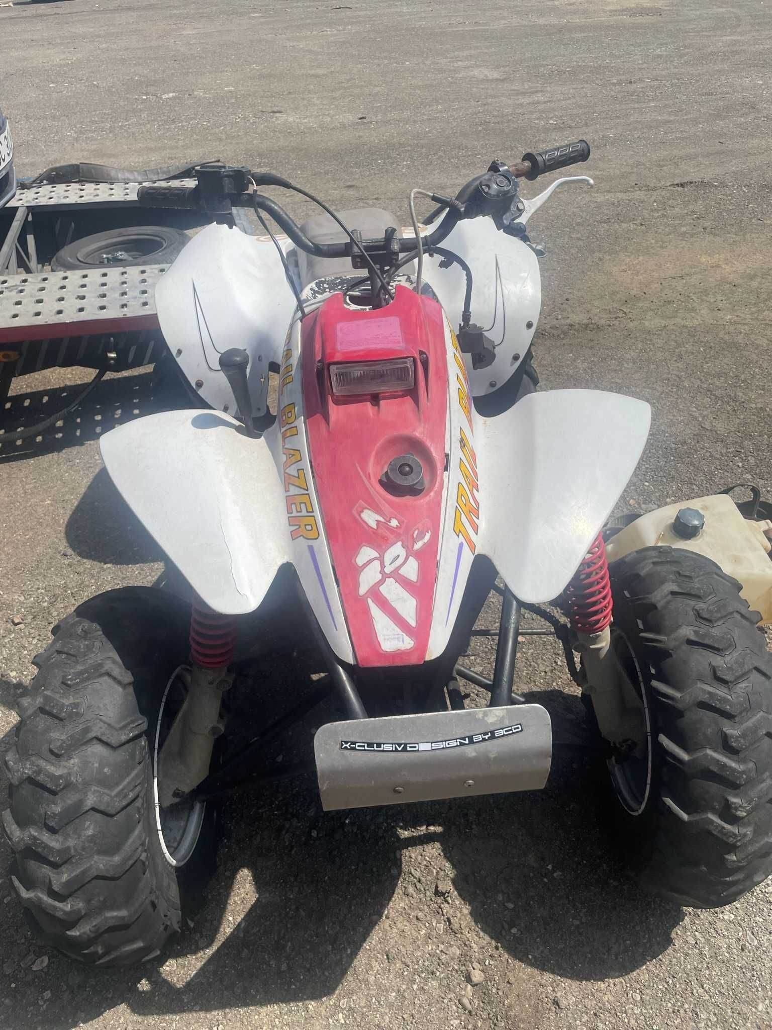 Dezmembrez Polaris  trail blazer 250