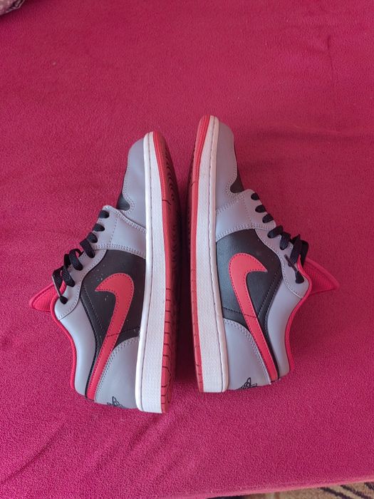 Jordan 1 low gray and red