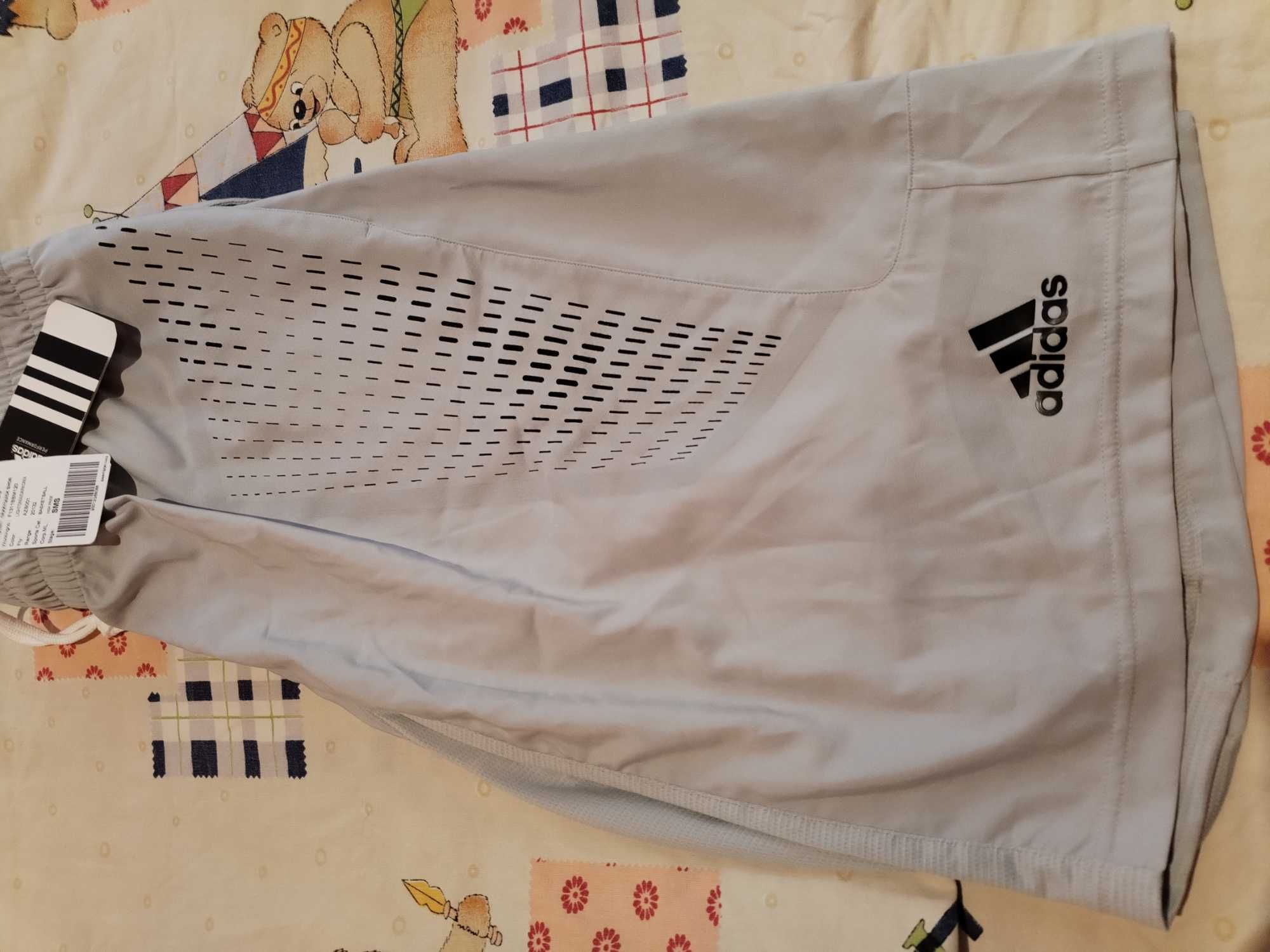 Adidas оригинален...