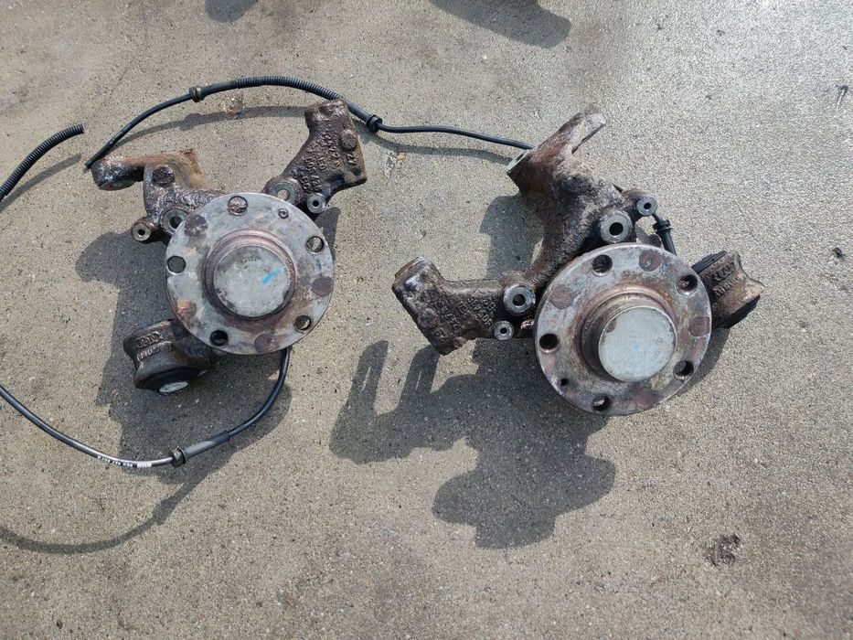 Fuzeta Brat cu rulment spate stanga dreapta Seat Exeo Audi A4 B6 B7 8E0505435 36 BC