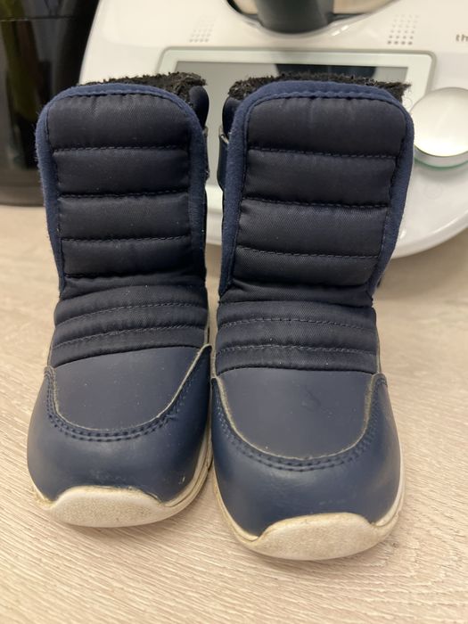 Cizme imbalnite Puma marimea 23 (14,5-15,2 cm )