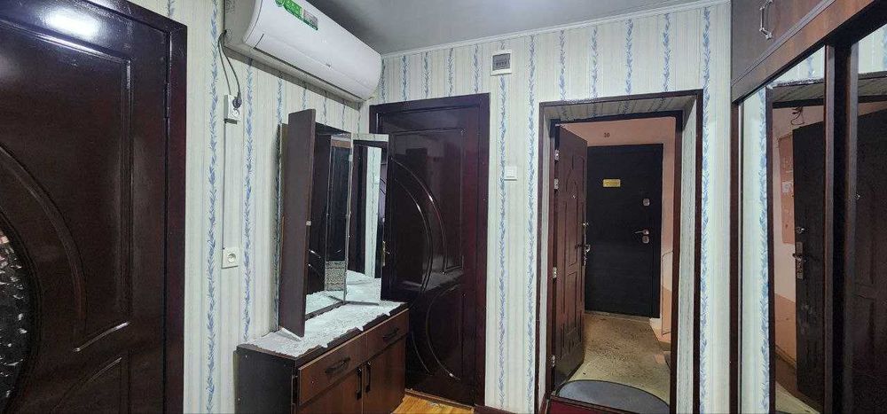 Сотилади — Yunusobod-18, 3 хона