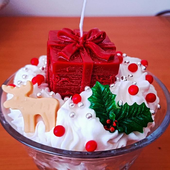 Ароматни Коледни свещи