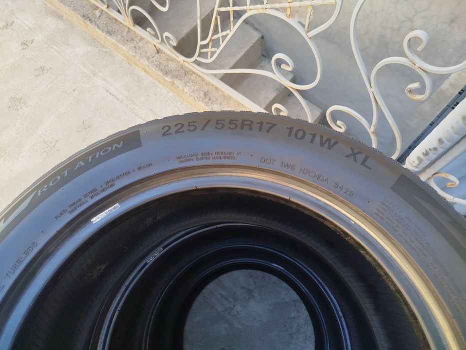 225 55 R17 Shina Superia