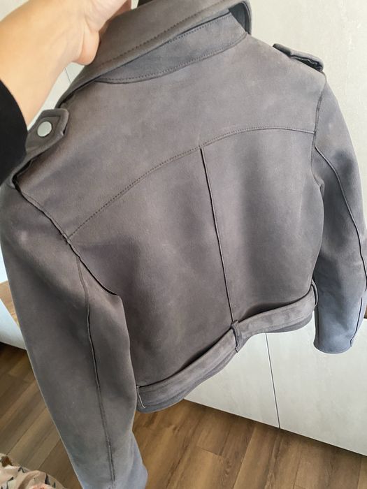 Велурено сиво късо яке Bershka