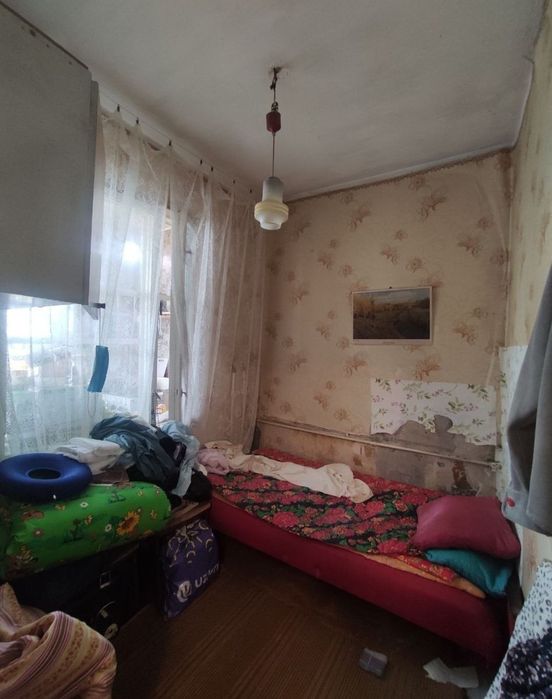 Юнусабад 7 квартал 2/3/4 (50²) продаётся квартира