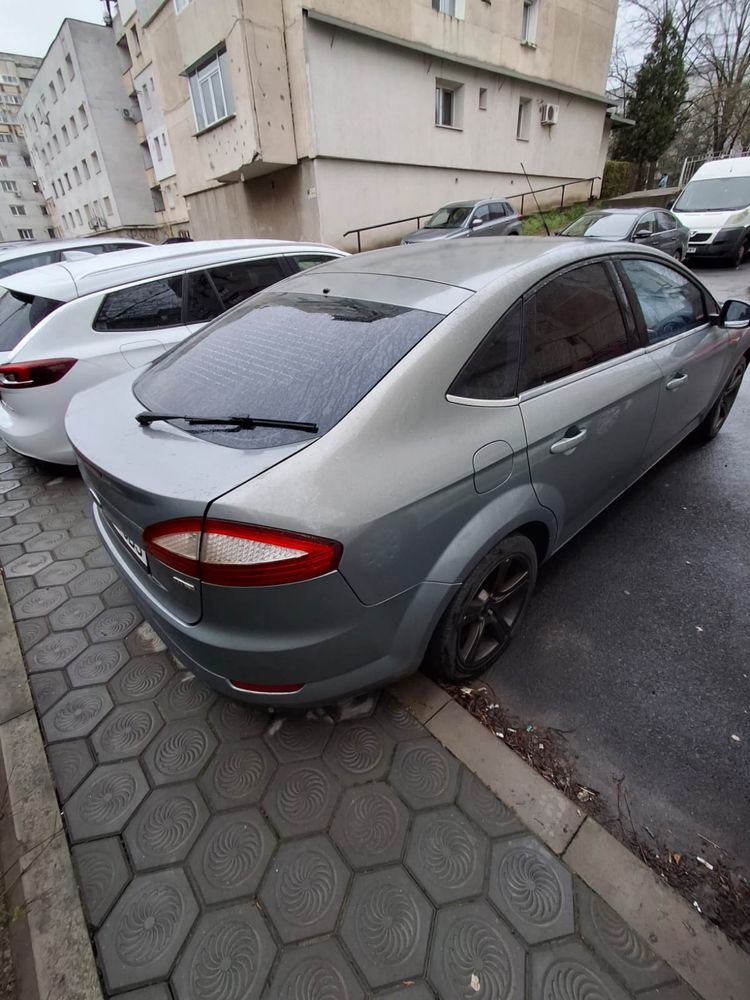 Ford mondeo  an 2007  masina a rulat  in mare parte pe teritoriul it