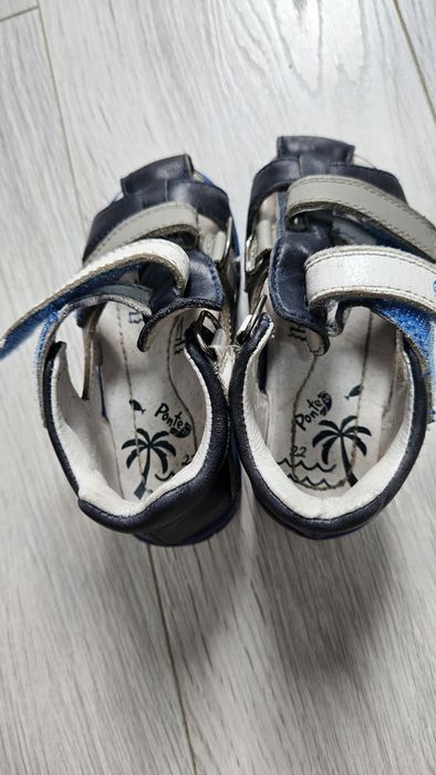 Vând Sandale ponte20 mărimea 22