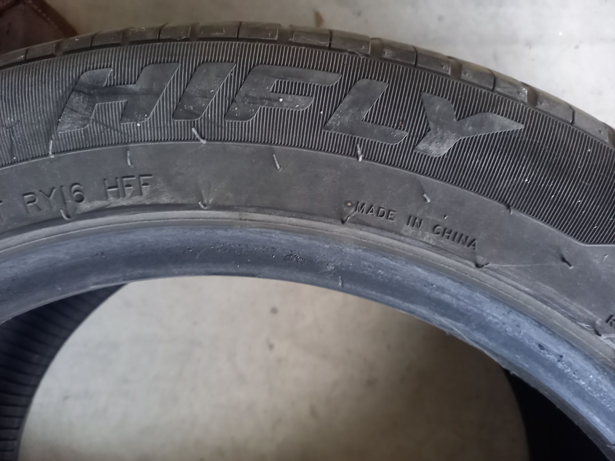 Гуми 2 броя 225/50/17 HIFLY