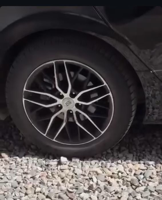 Зимние шины с дисками R17