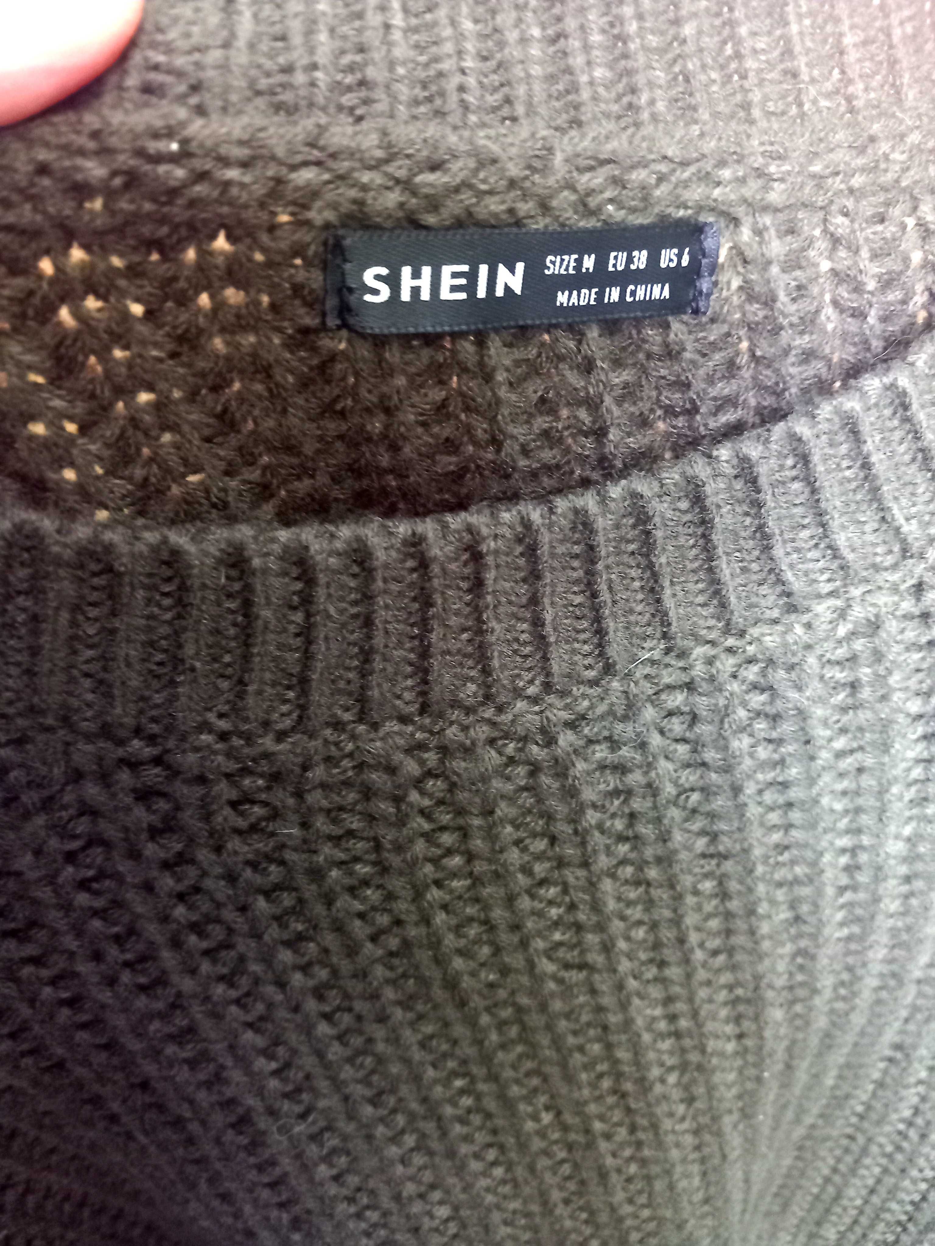 Къс пуловер дамски тъмно зелено shein
